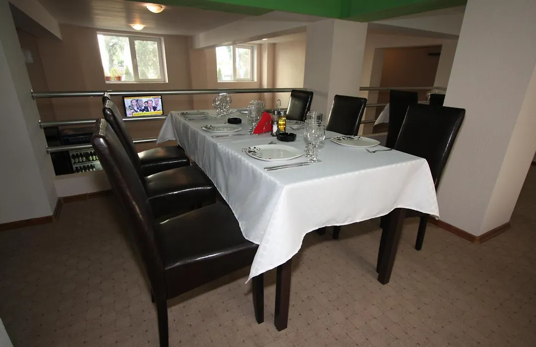 Hotel Basarab-1